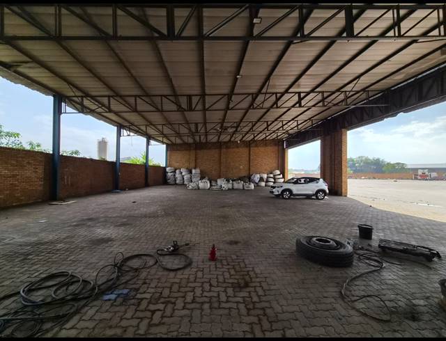 5,000M² INDUSTRIAL YARD TO LET IN WADEVILLE